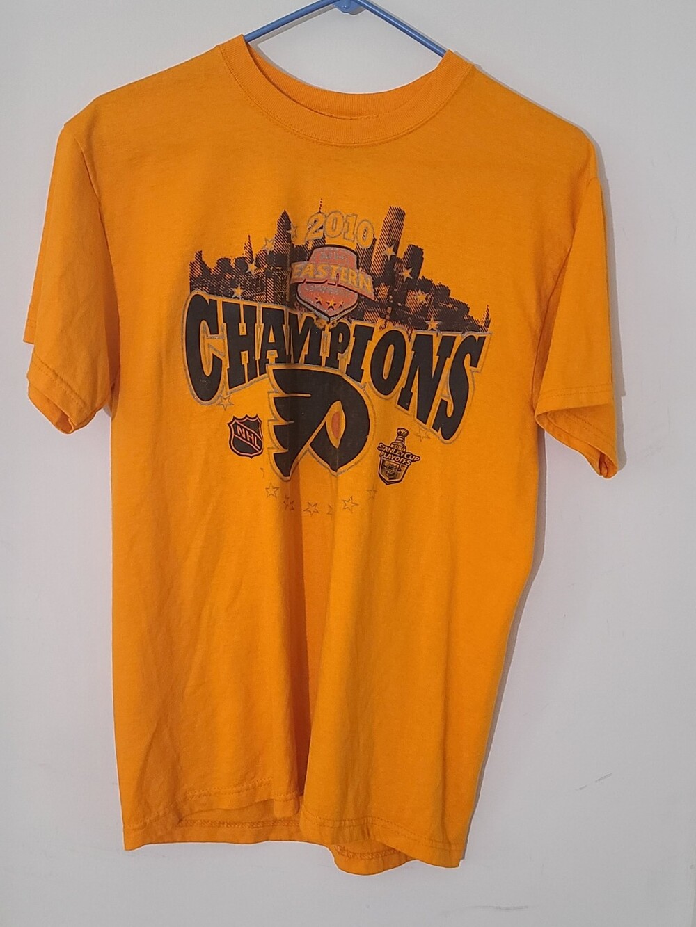 2010 Philadelphia Flyers Eastern Conference Champions T-Shirt Medium